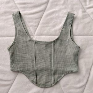 LOW FRONT CROPPED SHIRT
